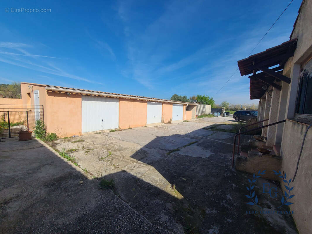 Maison à HYERES
