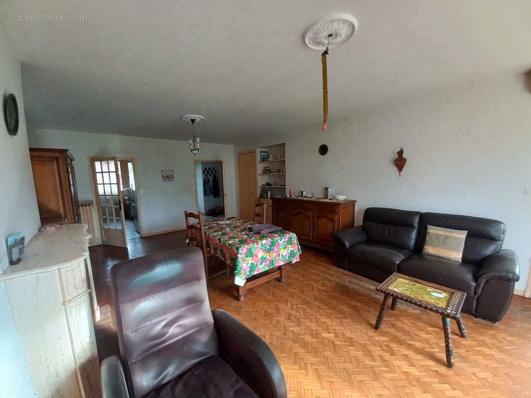 Maison à MIRANDE