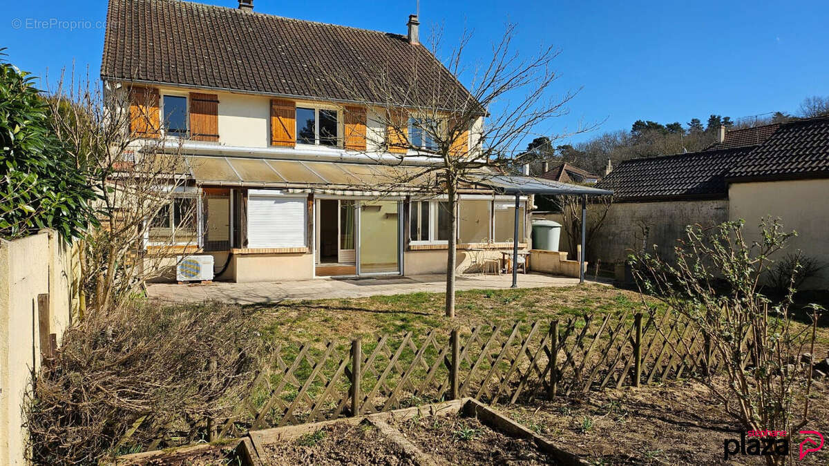 Maison à LA FERTE-ALAIS