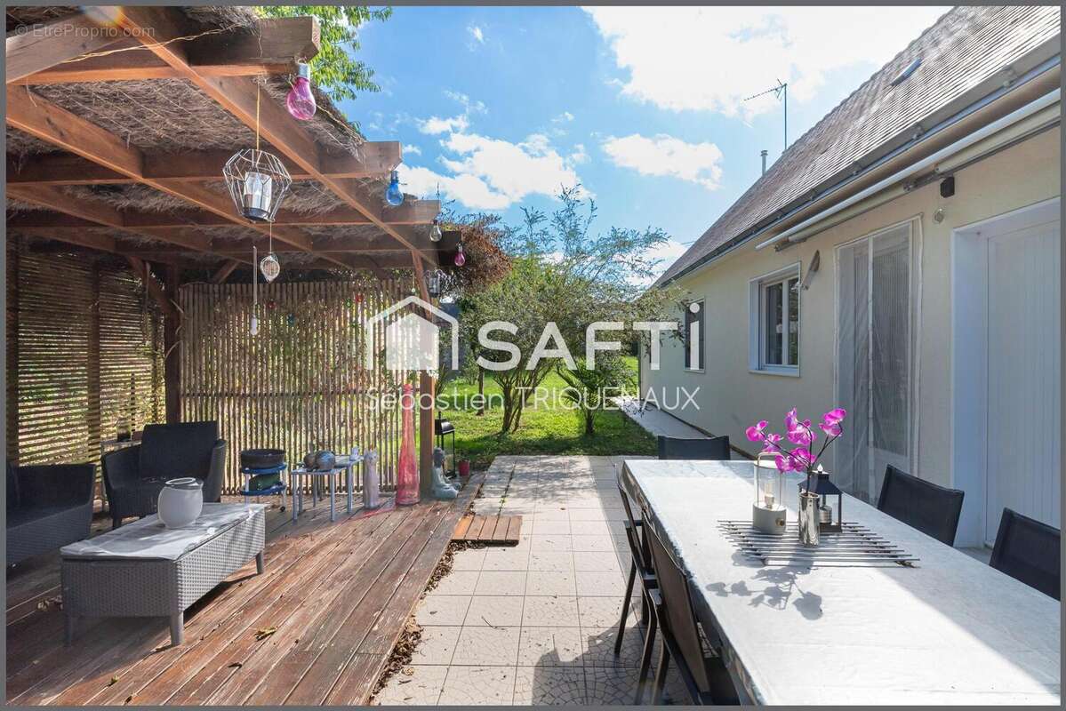 Photo 2 - Maison à MONTREUIL-JUIGNE