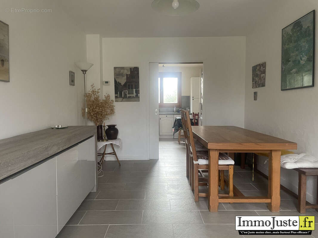 Maison à MAGNY-LES-HAMEAUX