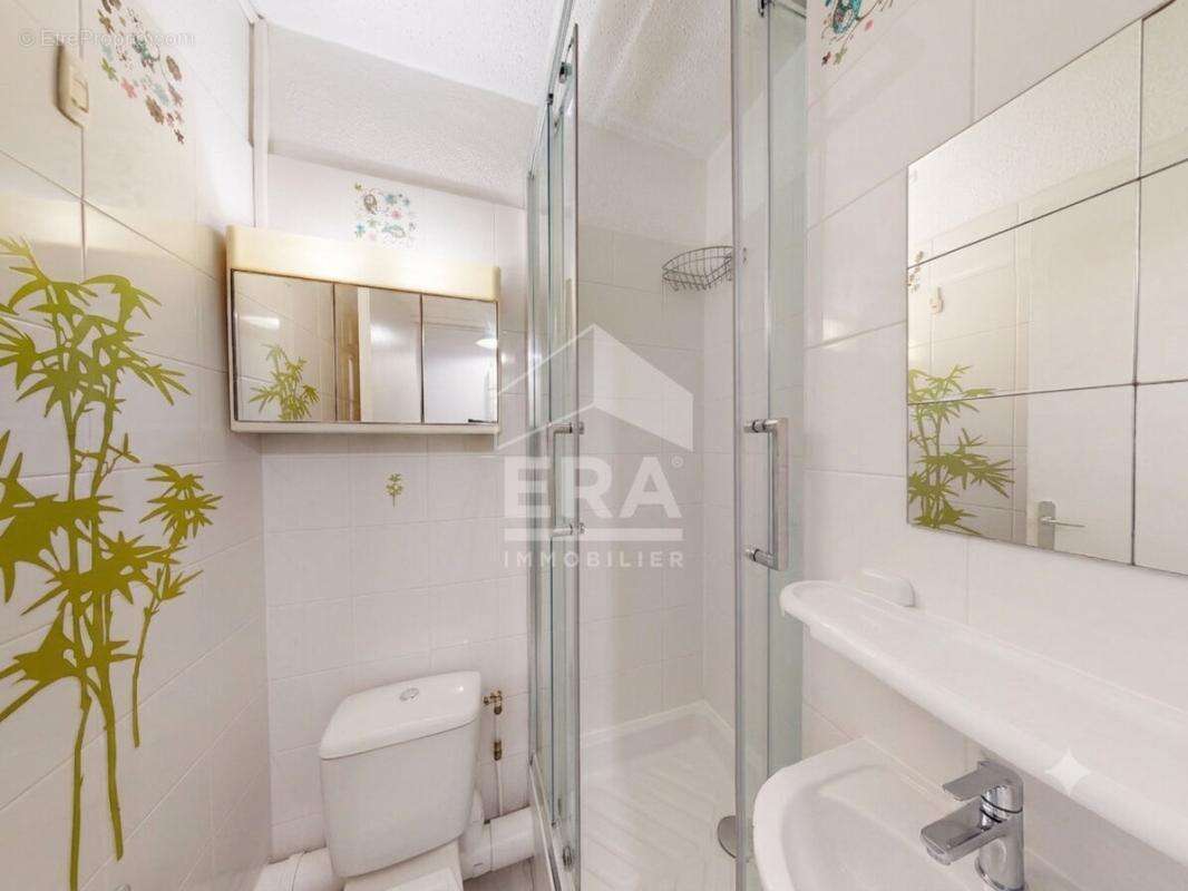 Studio 11.5 m2 - charles-michels - photo 3