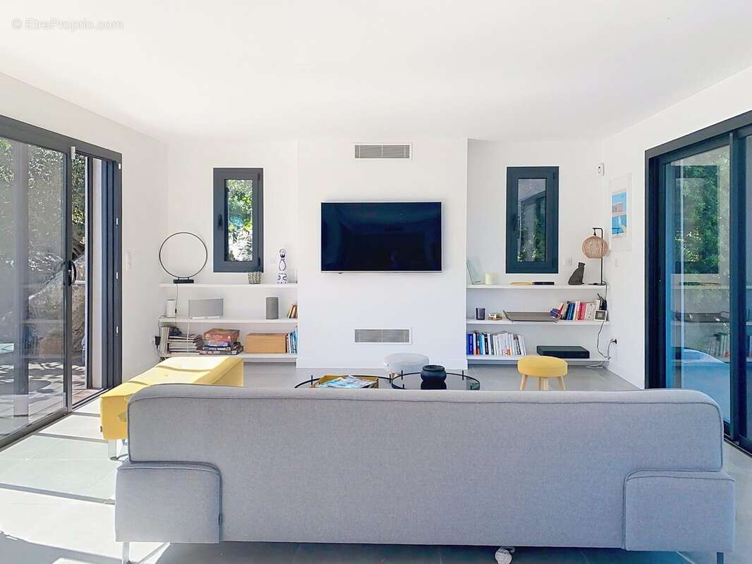 Maison à PORTO-VECCHIO