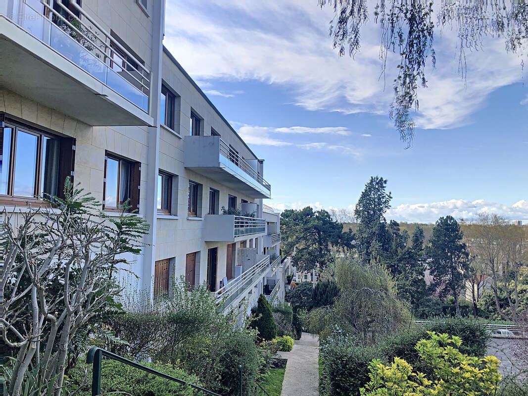 Appartement à BOUGIVAL