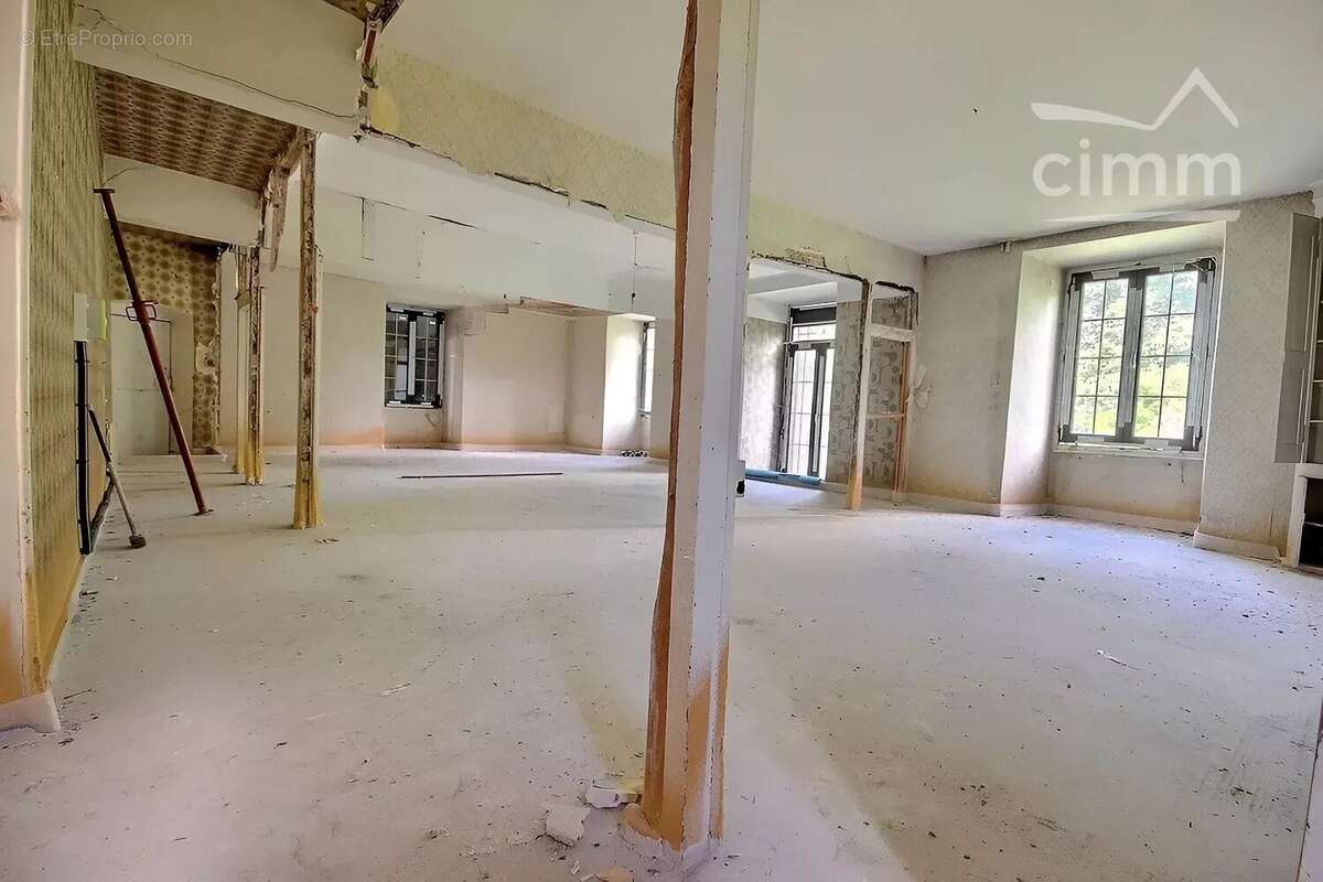 Appartement à SAINT-MARTIN-D'HERES