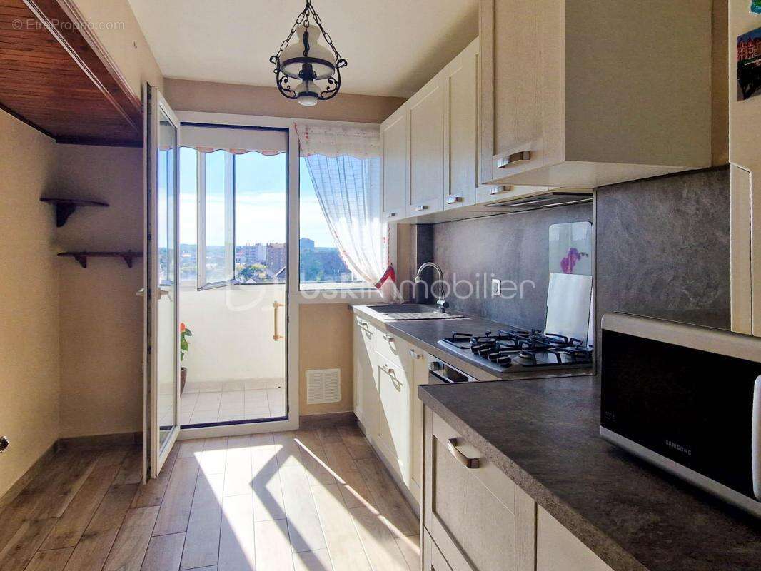 Appartement à CHAMPIGNY-SUR-MARNE