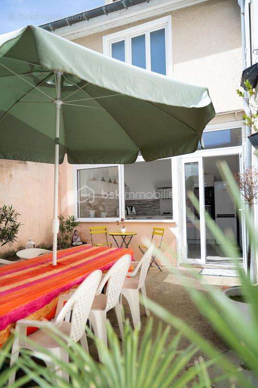 Maison à BOURG-SAINT-ANDEOL