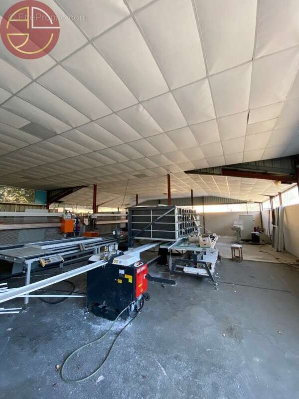 Commerce à CASTELNAUDARY