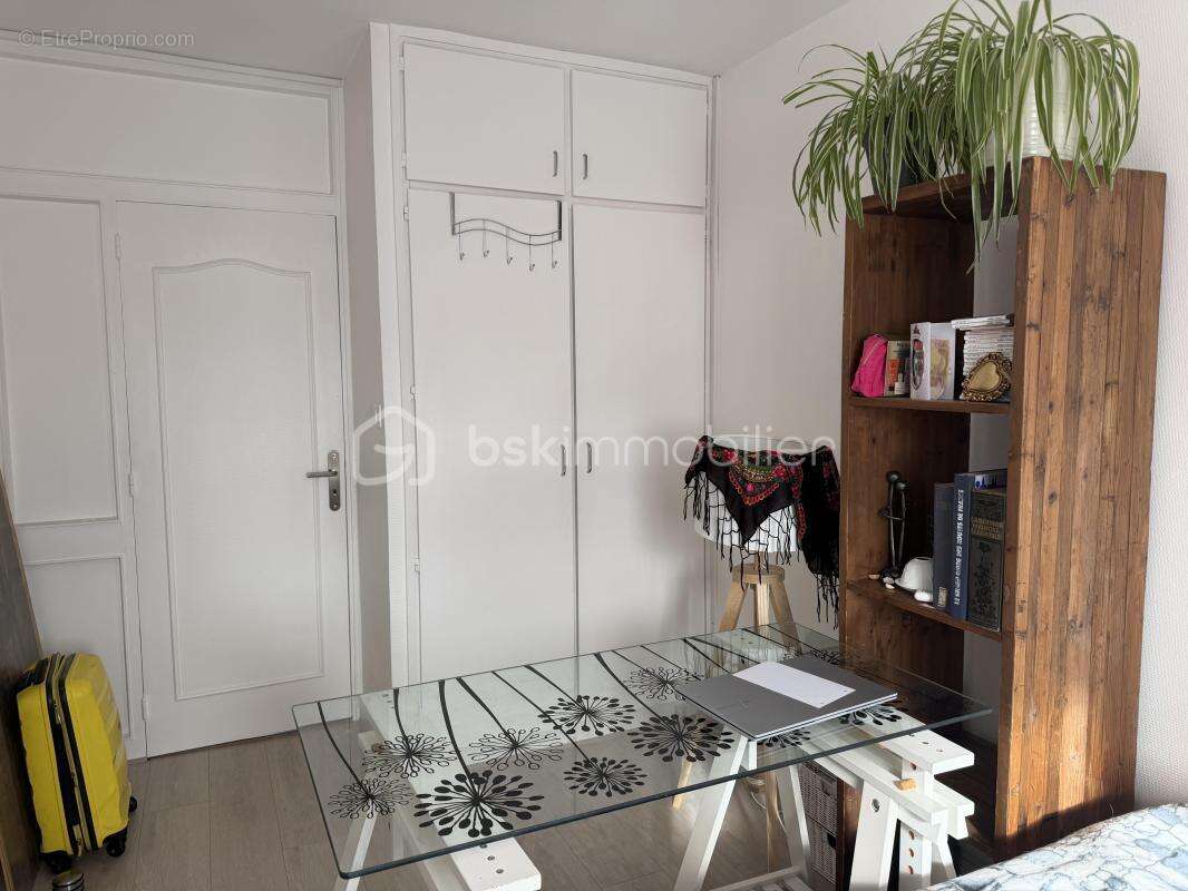 À VENDRE – Périgueux – Résidence au calme le long de la Voie Verte Appartement T4 de 78 m² – Terrasse + Garage – Proximité centr - photo 8