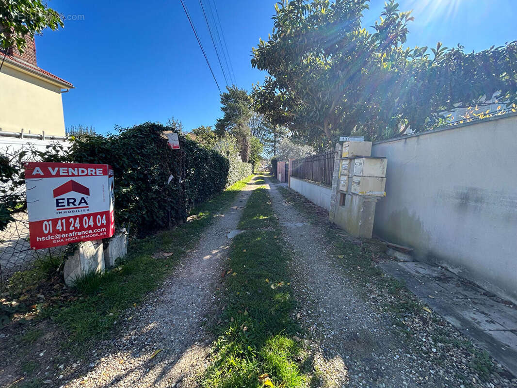 Maison à L'HAY-LES-ROSES