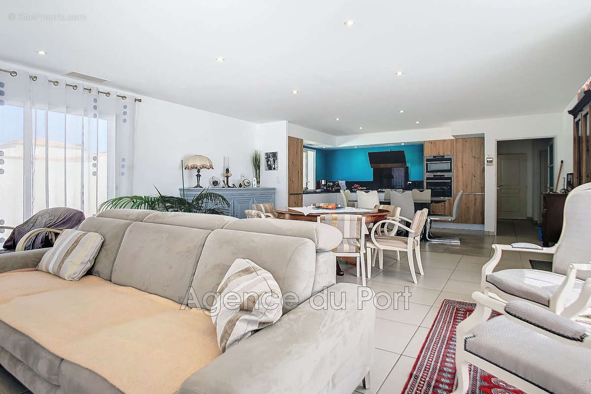 Maison à LATOUR-BAS-ELNE