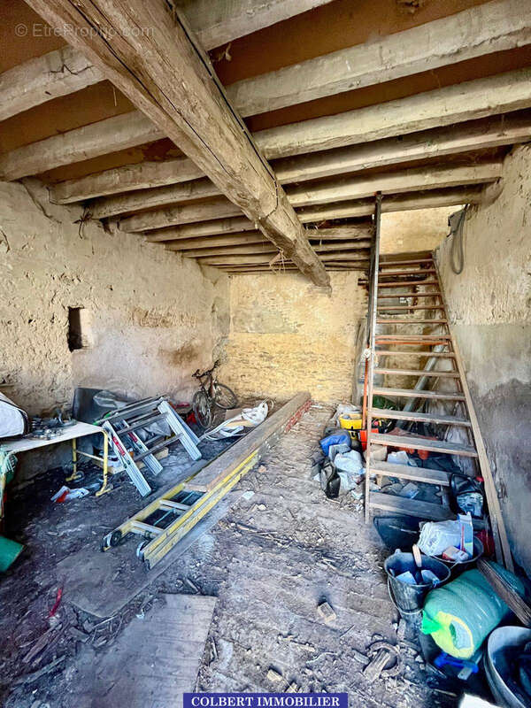 Maison ancienne avec dépendances   Idéale première acquisition ou investissement locatif - photo 10