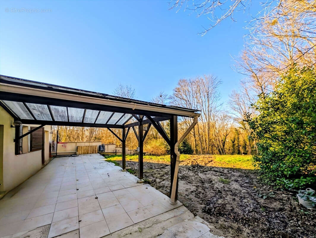 Maison à BOUSSY-SAINT-ANTOINE