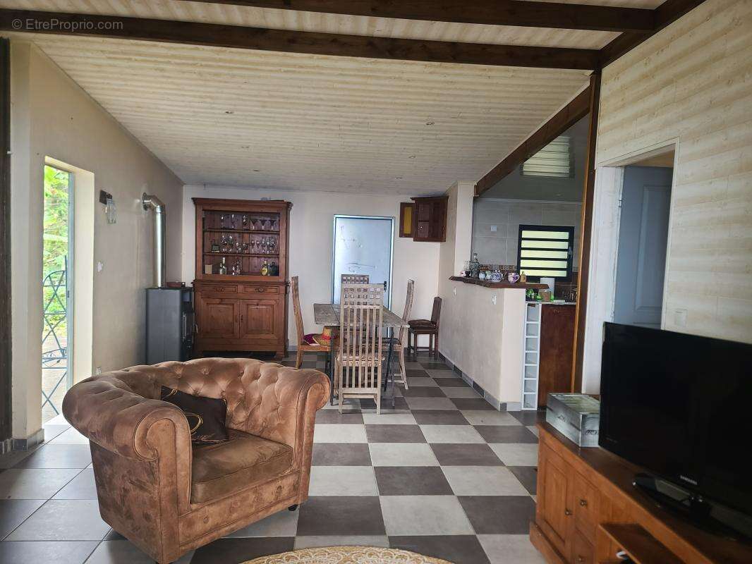 Terrain à SAINT-DENIS