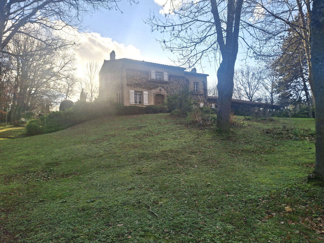 Maison à VIGOULET-AUZIL