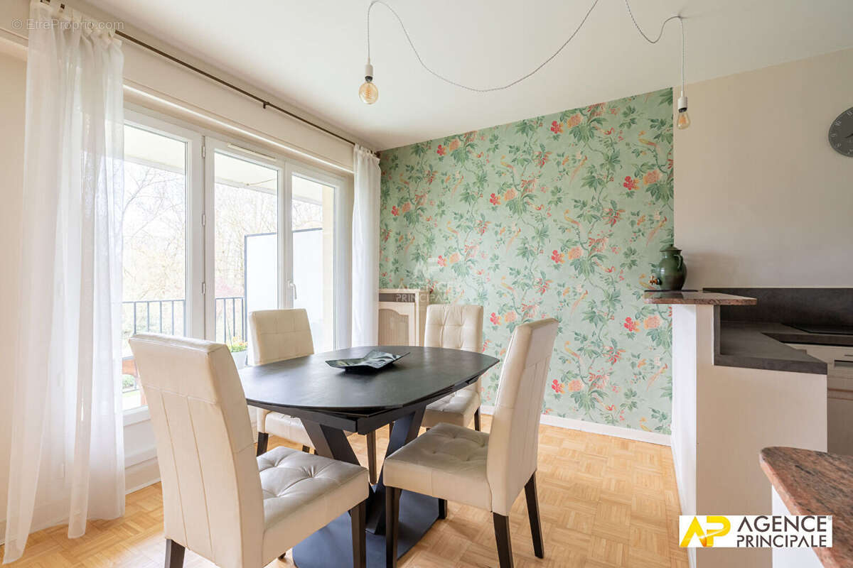 Appartement à MAISONS-LAFFITTE