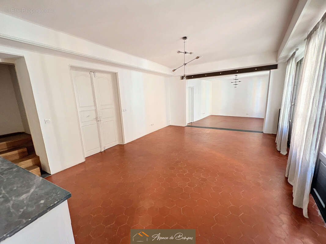 Appartement duplex de 145 m2 et cave 9 m2 - photo 8