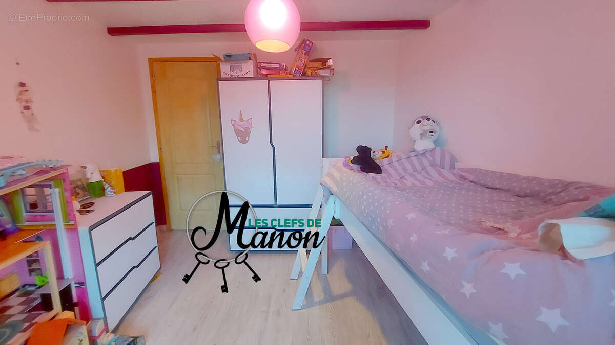 Maison à CHATEAUPONSAC