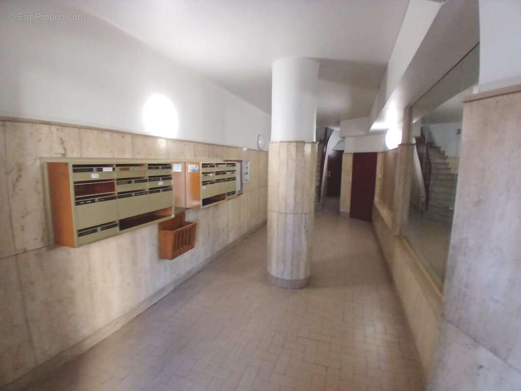 Appartement à MARSEILLE-8E