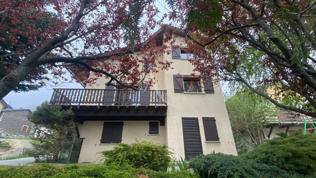 Maison à LES ANGLES