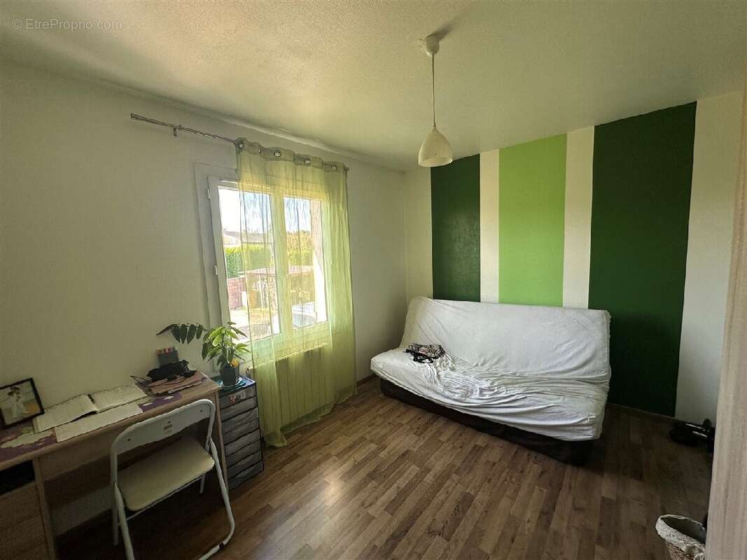 Maison à CHATEAUNEUF-EN-THYMERAIS