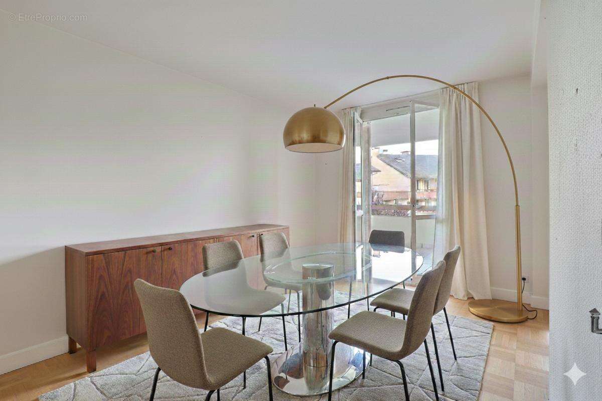 Appartement à LOUVECIENNES