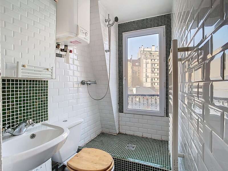 Appartement à PARIS-20E