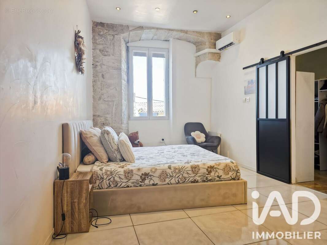 Maison 93 m² à Montblanc  - photo 9