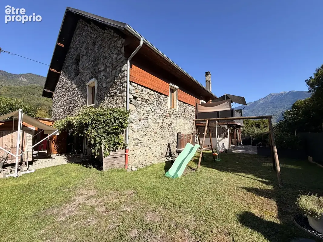 Maison 10 pièces 240 m² à vendre à Argentine (73220) - photo 3