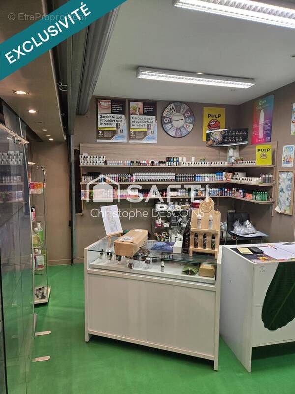 Photo 1 - Commerce à MAYENNE