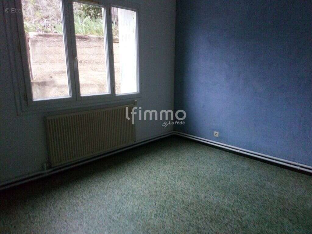 Appartement à QUILLAN
