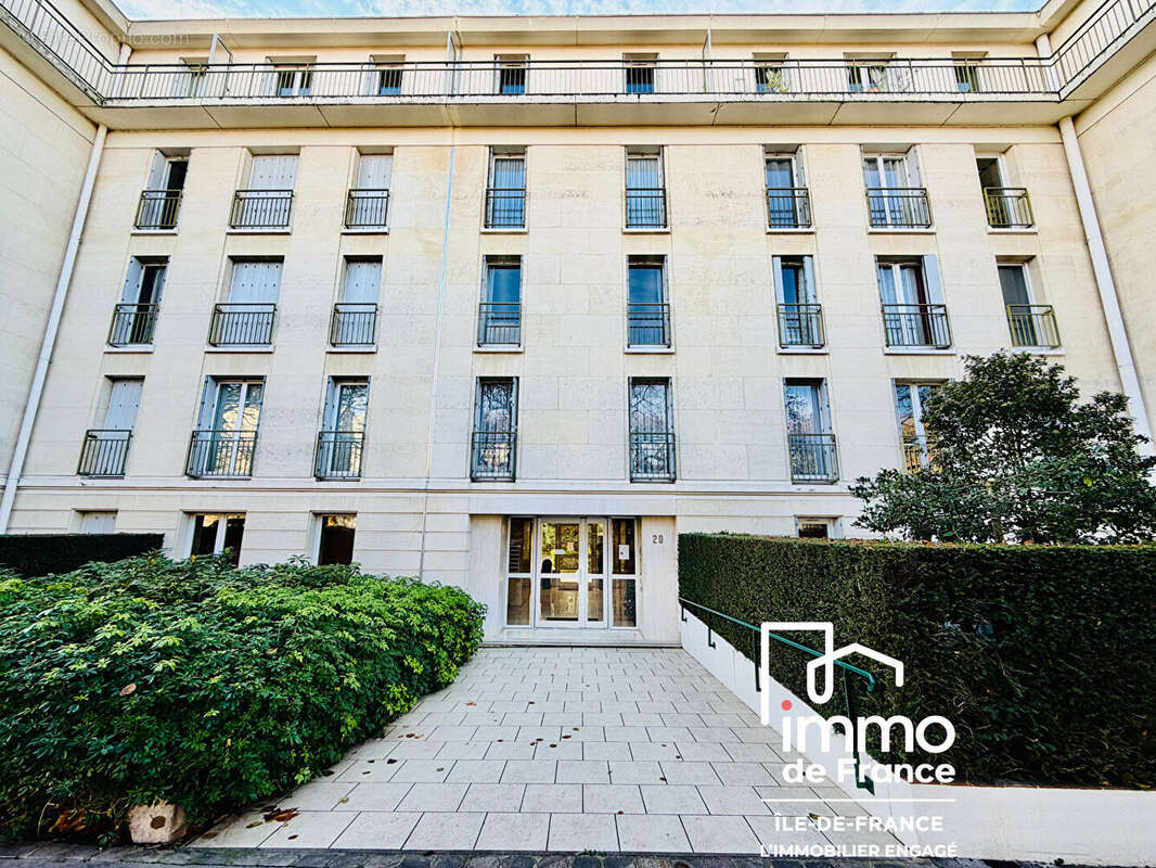 Appartement à VERSAILLES