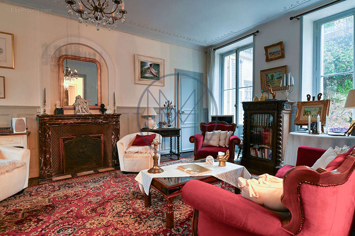 Appartement à VERSAILLES