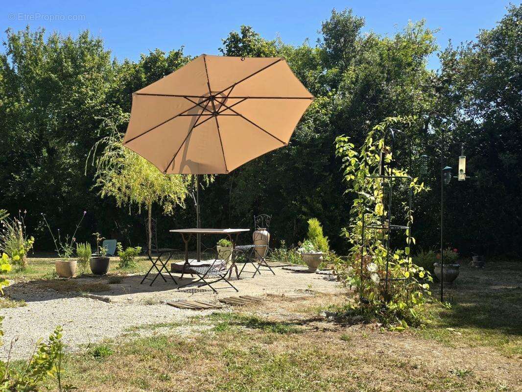 Maison à VERTEILLAC