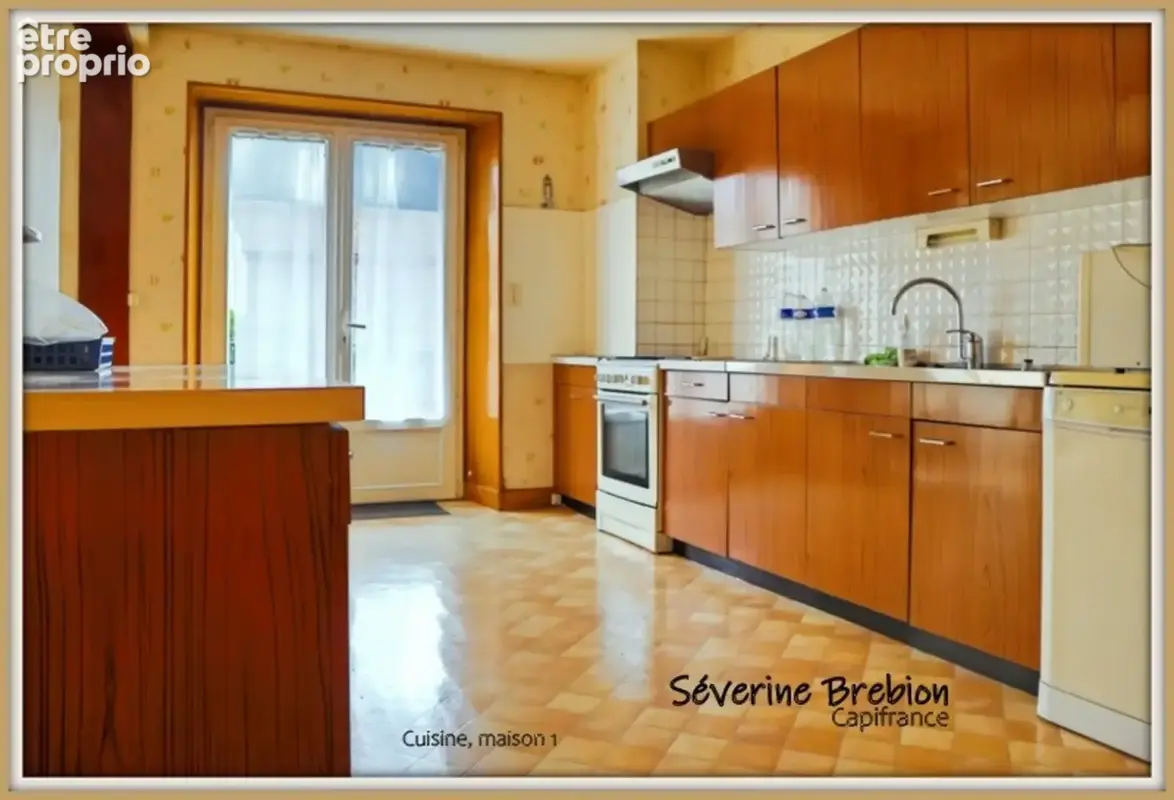 Ensemble immobilier de 2 maisons avec jardin et garage CHABRELOCHE (63) - photo 3