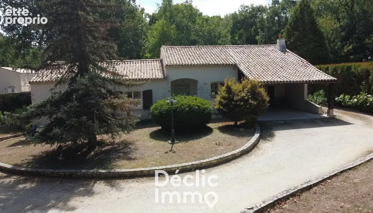 Maison familiale de 156 m² avec dépendance pro sur 2700 m² de terrain MAGNAC SUR TOUVRE - photo 4