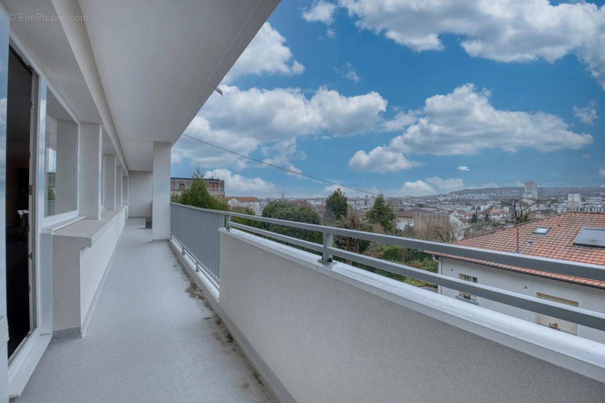 Appartement à LAXOU