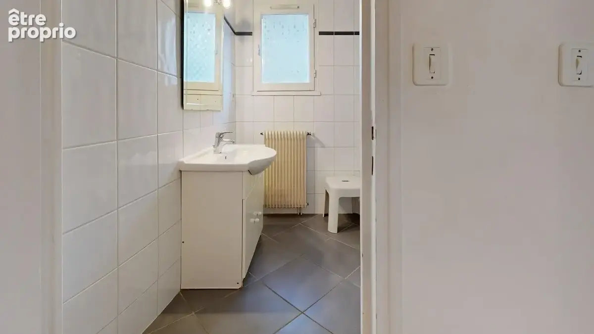 Charmant Appartement T3 Lumineux en Centre-Ville avec 2 Chambres - photo 19
