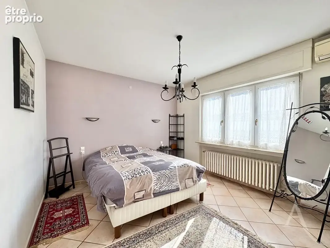 Pavillon T6 avec garage, jardin, terrasses  * Proche Gare à YUTZ * - photo 7