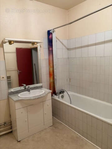 Appartement à MOULINS