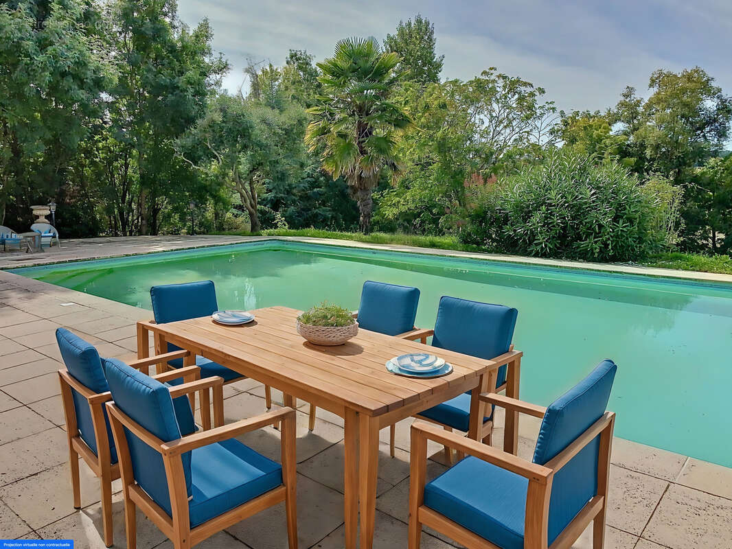 Maison à CASTERA-VERDUZAN