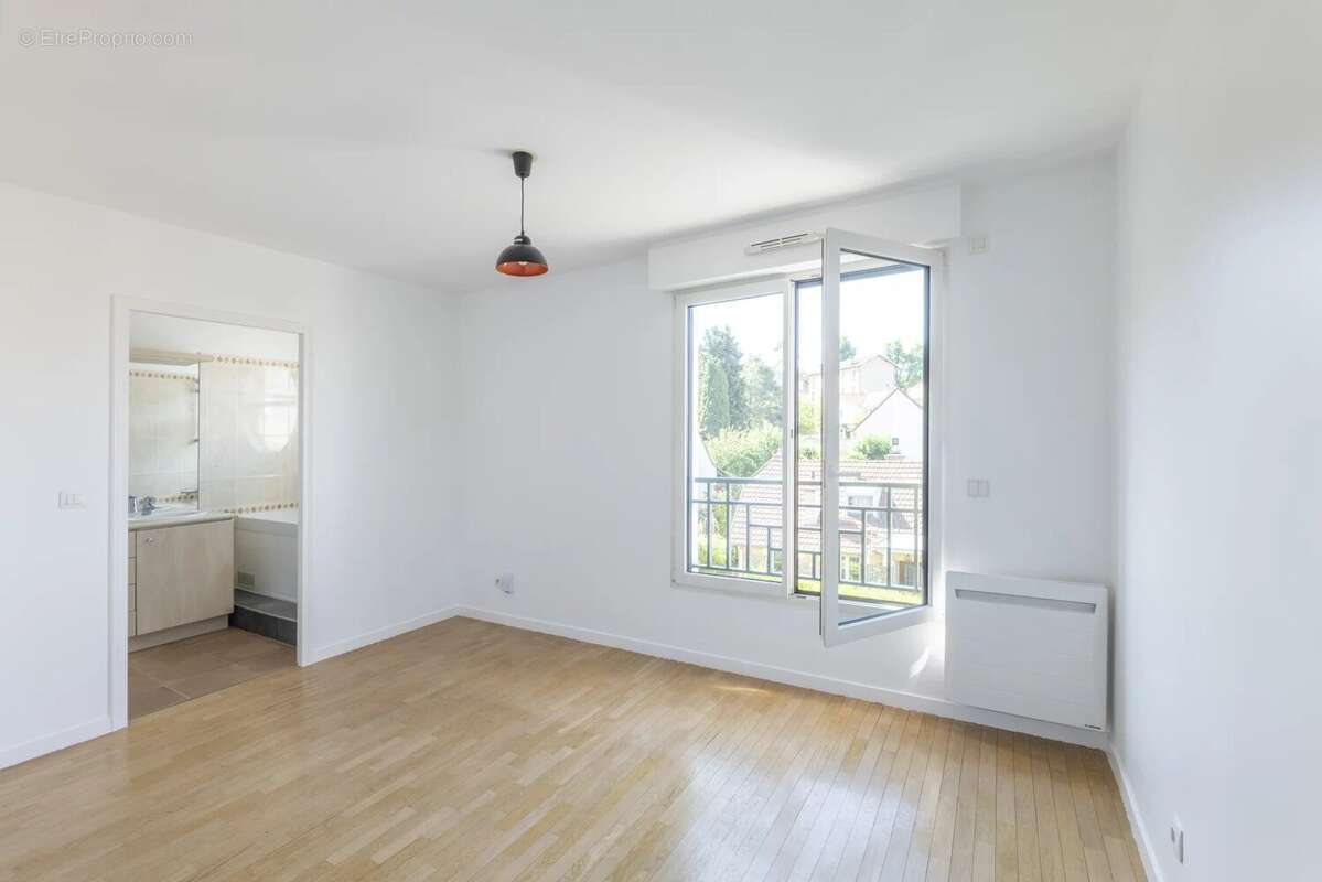 Appartement à CHAVILLE