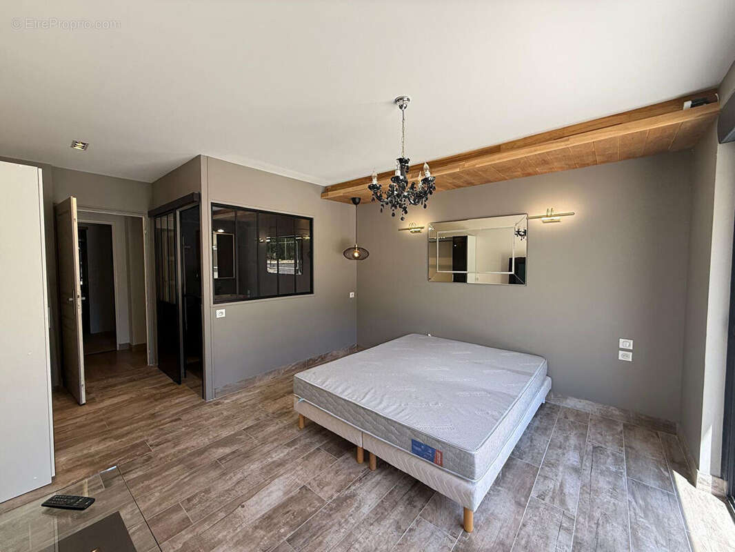 Maison de plain-pied rénovée Quartier St Jean, 174 m², Aucun travaux à prévoir - photo 9