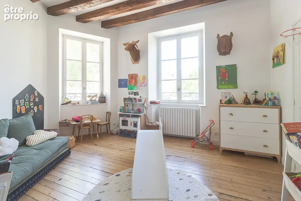 Angers, quartier prisé : maison de caractère entièrement rénovée, 216 m², 9 pièces, 6 chambres - photo 9