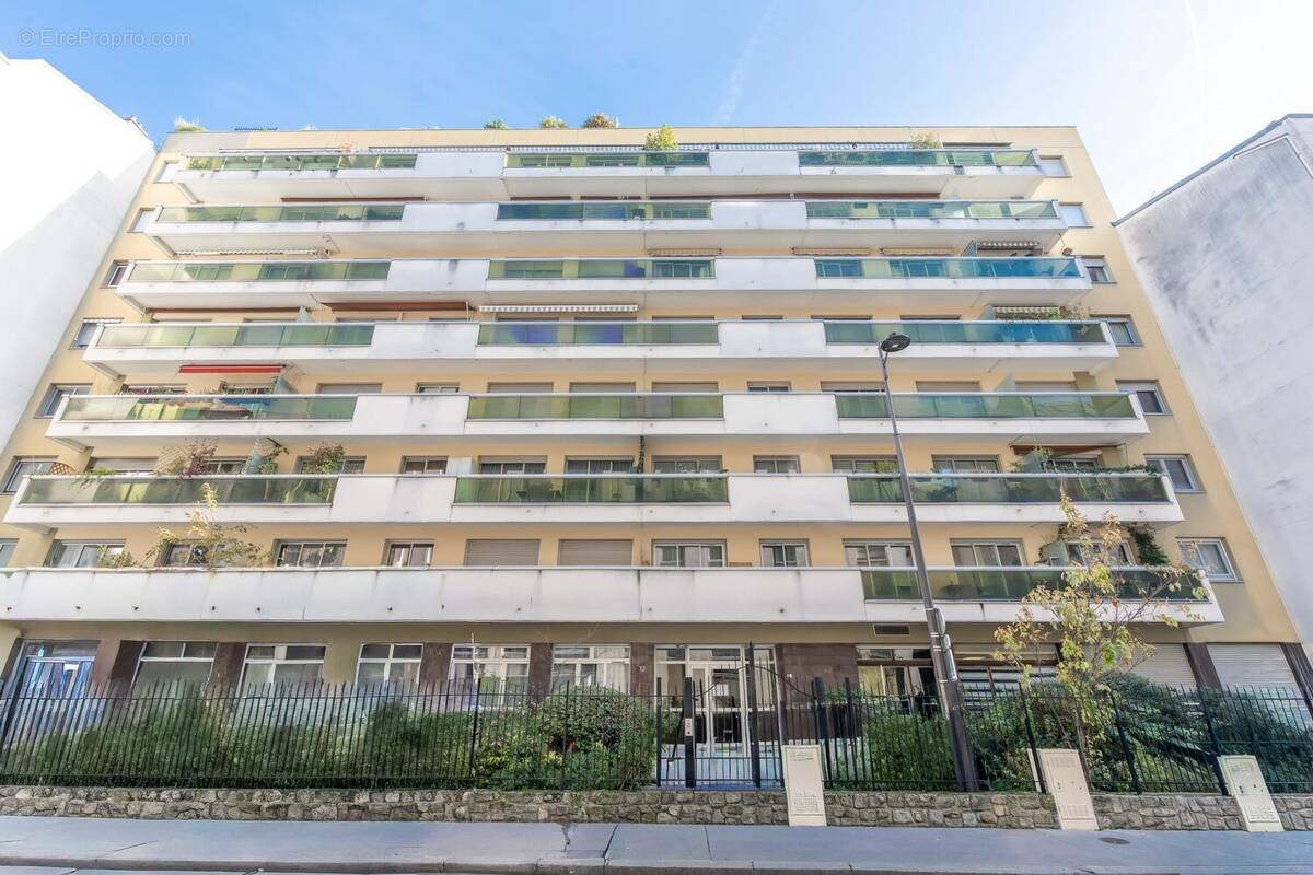 Appartement à PARIS-12E