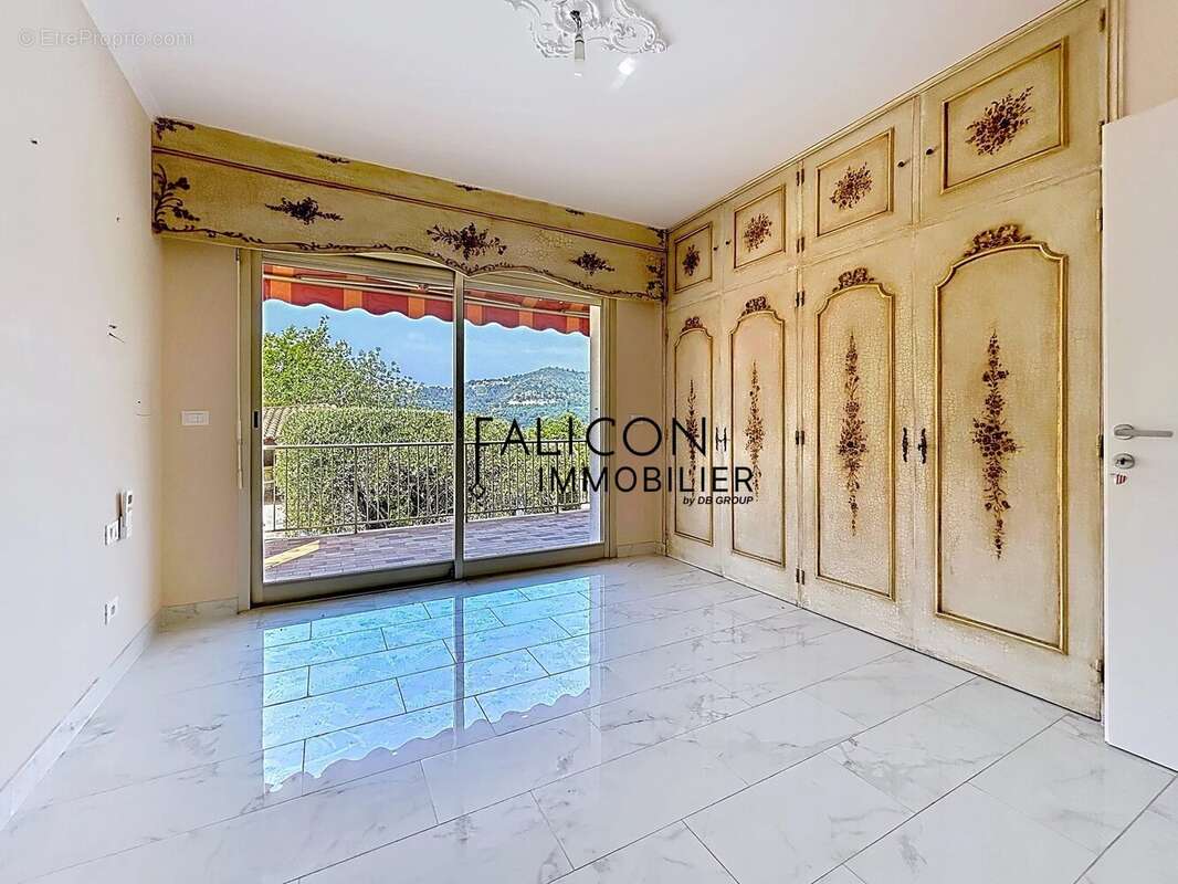 Maison à TOURRETTE-LEVENS