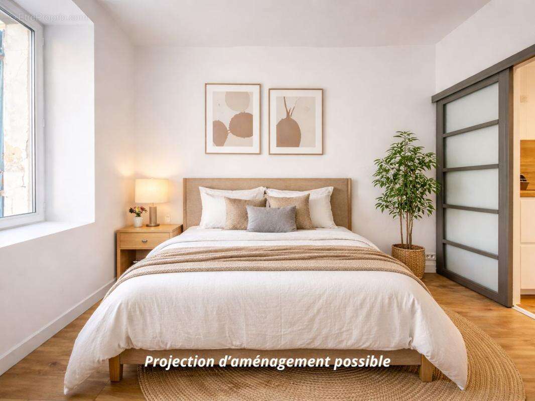 Appartement à MARSEILLE-1E