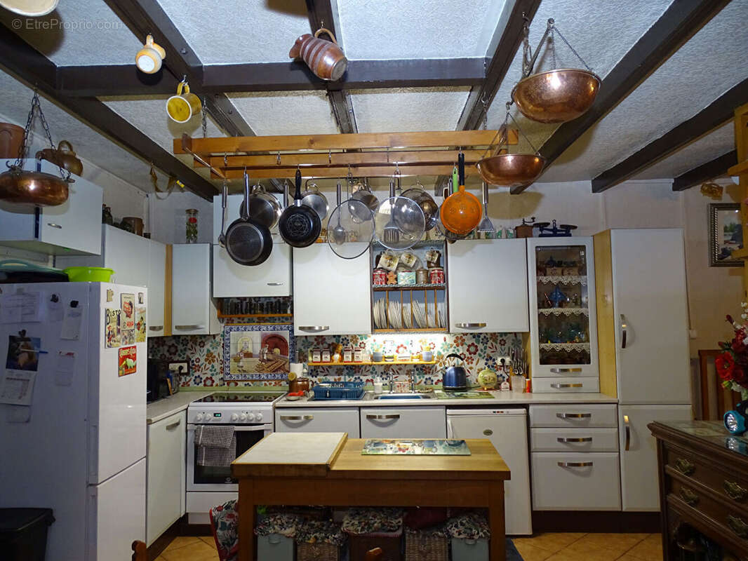 Maison à SAINTE-TREPHINE