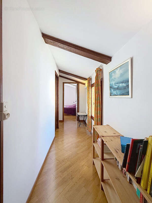 Maison à VILLENEUVE-LES-AVIGNON