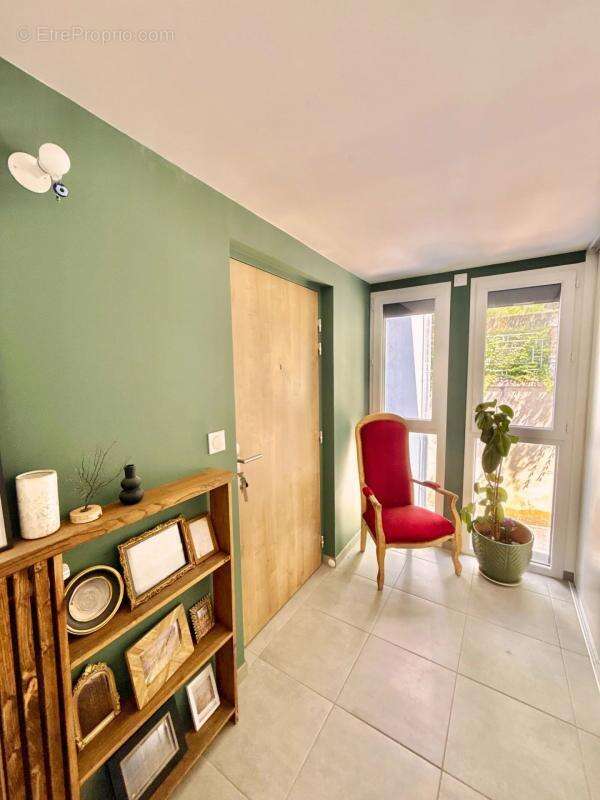 Appartement à SAINT-JEOIRE-PRIEURE